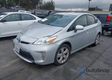2013 Toyota Prius Two z USA, uszkodzony, nr VIN JTDKN3DU9D5650012